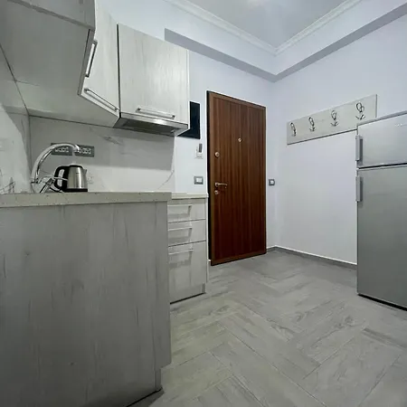 Nando'S Apartment 2