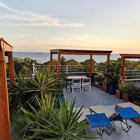 Nandos 1 Дуррес