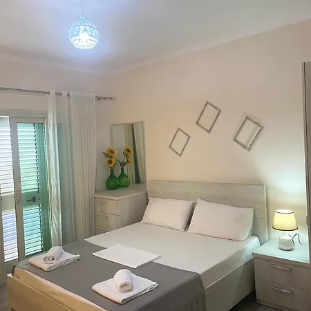 Nandos 1 Дуррес